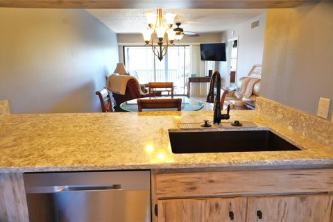 Condo in Punta Gorda, Florida, 2 bedrooms  № 1535316 - photo 6