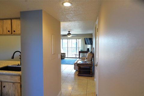 Condo in Punta Gorda, Florida, 2 bedrooms  № 1535316 - photo 4
