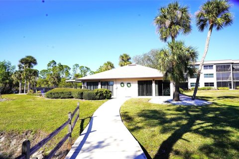 Condo in Punta Gorda, Florida, 2 bedrooms  № 1535316 - photo 24
