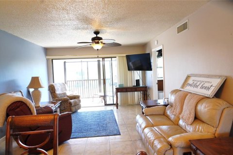 Condo in Punta Gorda, Florida, 2 bedrooms  № 1535316 - photo 10