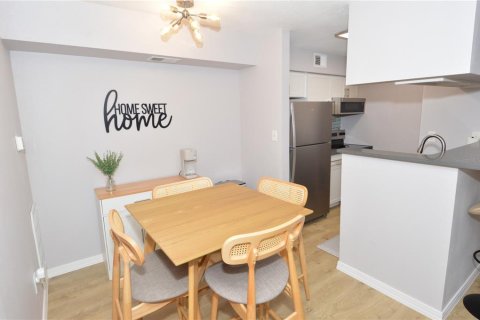 Снять в аренду кондоминиум в Тампа, Флорида 2 спальни, 93.55м2, № 2149361 - фото 4