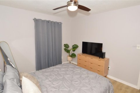 Снять в аренду кондоминиум в Тампа, Флорида 2 спальни, 93.55м2, № 2149361 - фото 23