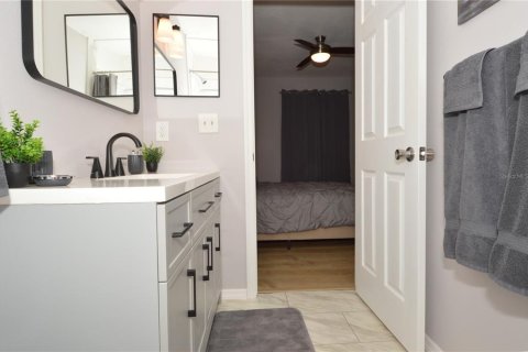 Снять в аренду кондоминиум в Тампа, Флорида 2 спальни, 93.55м2, № 2149361 - фото 30