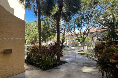 Copropriété à louer à Sunny Isles Beach, Floride: 1 chambre, 50.72 m2 № 1999024 - photo 14