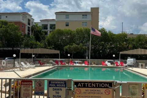 Copropriété à louer à Sunny Isles Beach, Floride: 1 chambre, 50.72 m2 № 1999024 - photo 13