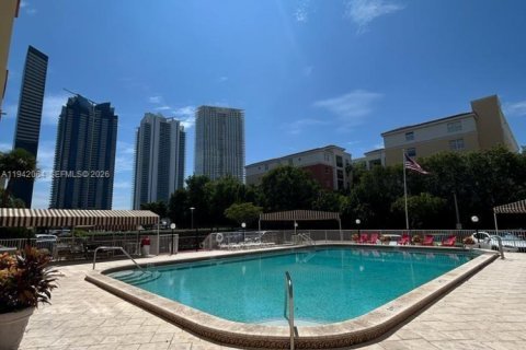 Copropriété à louer à Sunny Isles Beach, Floride: 1 chambre, 50.72 m2 № 1999024 - photo 12