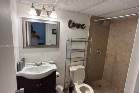 Copropriété à louer à Sunny Isles Beach, Floride: 1 chambre, 50.72 m2 № 1999024 - photo 9