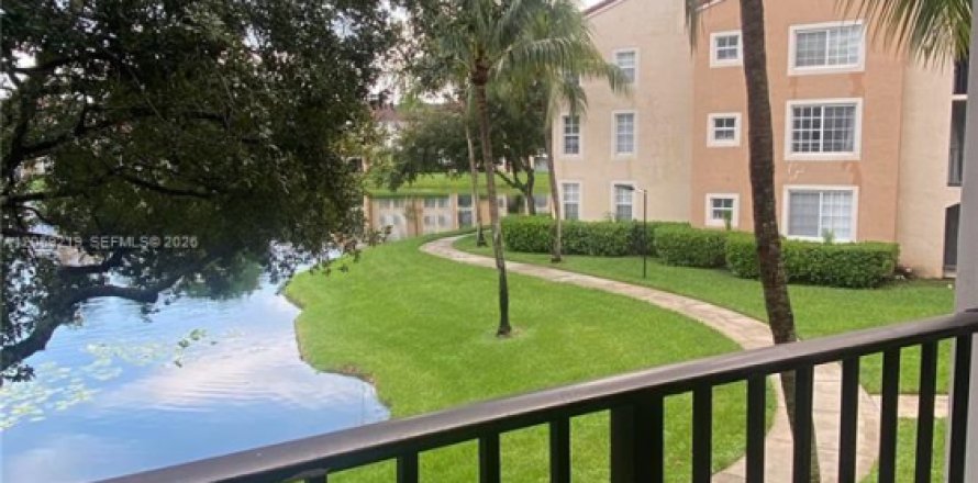 Condo à Miramar, Floride, 2 chambres  № 2264214