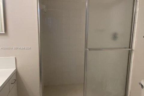 Copropriété à louer à Miramar, Floride: 2 chambres, 89.74 m2 № 2264214 - photo 6
