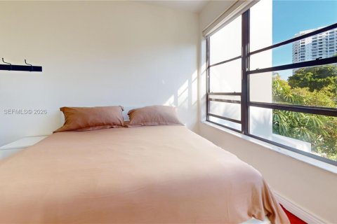 Copropriété à vendre à Hallandale Beach, Floride: 2 chambres, 96.62 m2 № 2090600 - photo 14