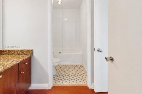 Copropriété à vendre à Hallandale Beach, Floride: 2 chambres, 96.62 m2 № 2090600 - photo 15