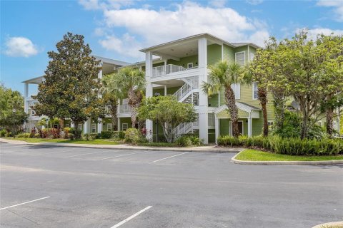 Condo in Davenport, Florida, 3 bedrooms  № 1760084 - photo 1