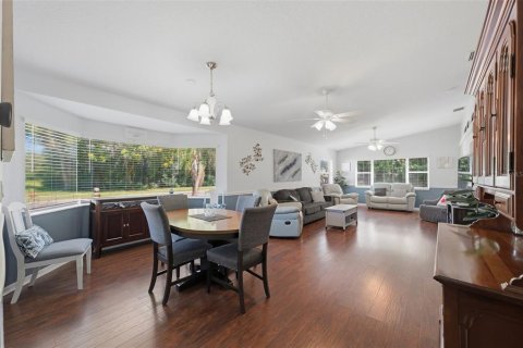 Villa ou maison à vendre à New Port Richey, Floride: 2 chambres, 114.08 m2 № 2398450 - photo 13