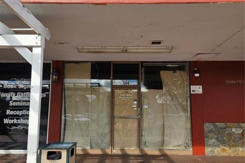Commercial property in Sanford, Florida 139.35 sq.m. № 931064 - photo 4
