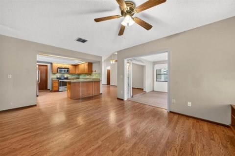 Casa en venta en Lake Mary, Florida, 3 dormitorios, 149.2 m2 № 2387454 - foto 14