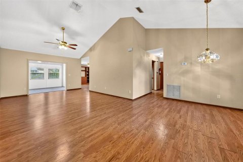 Casa en venta en Lake Mary, Florida, 3 dormitorios, 149.2 m2 № 2387454 - foto 8