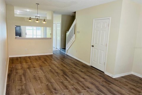 Touwnhouse à louer à Wesley Chapel, Floride: 2 chambres, 110 m2 № 1906749 - photo 2