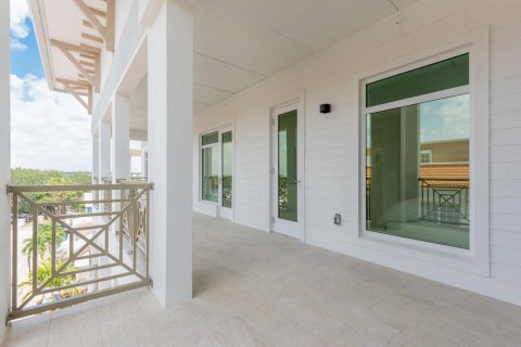 Condo in Stuart, Florida, 2 bedrooms № 2177626 - photo 11
