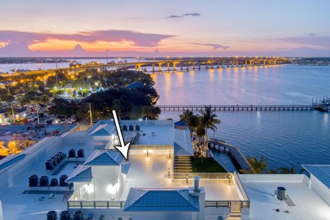 Condo in Stuart, Florida, 2 bedrooms № 2177626 - photo 28