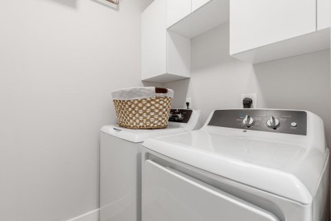 Condo in Stuart, Florida, 2 bedrooms № 2177626 - photo 21