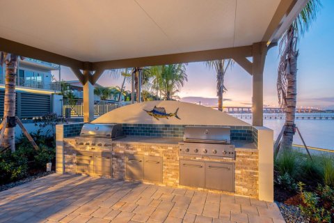 Condo in Stuart, Florida, 2 bedrooms № 2177626 - photo 26