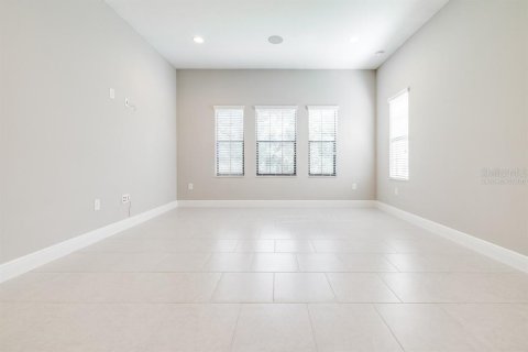 House in Land O' Lakes, Florida 5 bedrooms, 291.53 sq.m. № 1681556 - photo 19