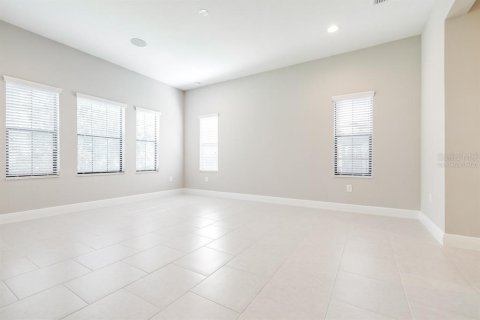 House in Land O' Lakes, Florida 5 bedrooms, 291.53 sq.m. № 1681556 - photo 18