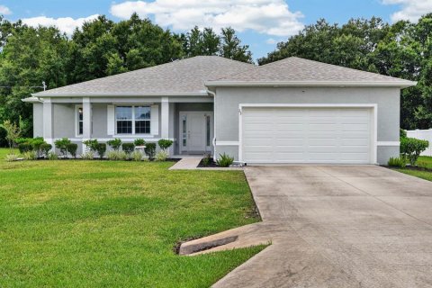 House in Palm Coast, Florida 3 bedrooms, 185.8 sq.m. № 2283942