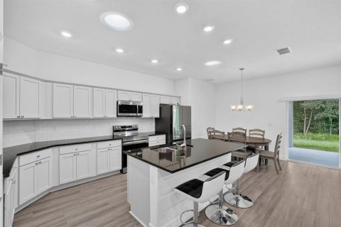 Villa ou maison à vendre à Palm Coast, Floride: 3 chambres, 185.8 m2 № 2283942 - photo 17