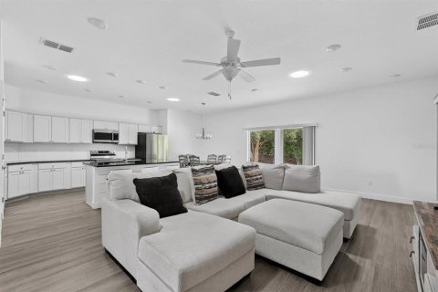 Villa ou maison à vendre à Palm Coast, Floride: 3 chambres, 185.8 m2 № 2283942 - photo 19