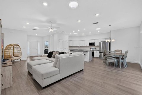 Villa ou maison à vendre à Palm Coast, Floride: 3 chambres, 185.8 m2 № 2283942 - photo 2