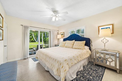 House in Ocean Ridge, Florida 3 bedrooms, 168.25 sq.m. № 2175652 - photo 24