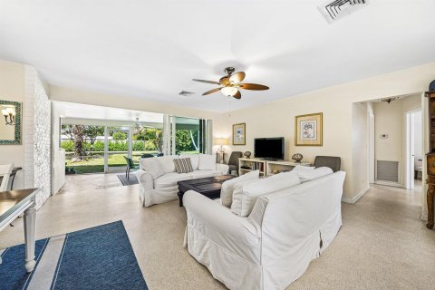 House in Ocean Ridge, Florida 3 bedrooms, 168.25 sq.m. № 2175652 - photo 8
