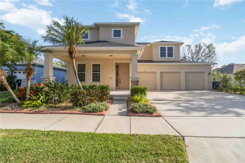 House in Windermere, Florida 4 bedrooms, 240.99 sq.m. № 2097443