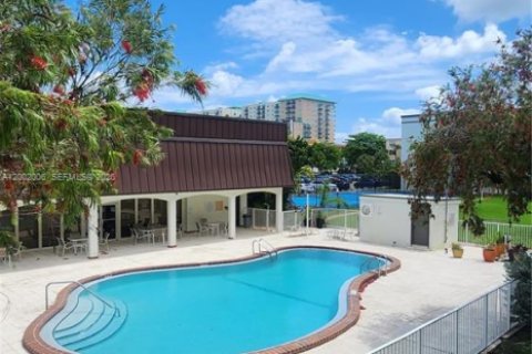 Copropriété à louer à Dania Beach, Floride: 2 chambres, 86.68 m2 № 2091289 - photo 17