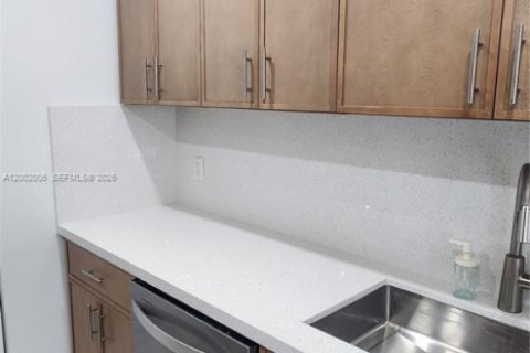 Copropriété à louer à Dania Beach, Floride: 2 chambres, 86.68 m2 № 2091289 - photo 3