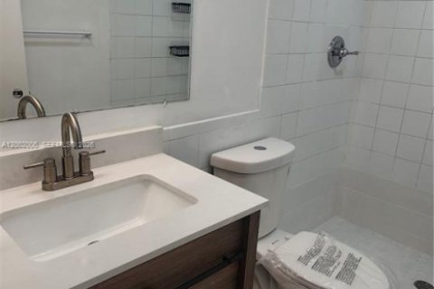 Copropriété à louer à Dania Beach, Floride: 2 chambres, 86.68 m2 № 2091289 - photo 10