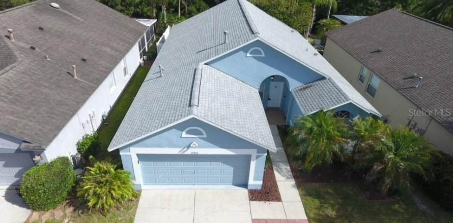 Villa ou maison à Land O' Lakes, Floride 3 chambres, 148.46 m2 № 2148231