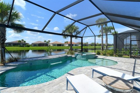 Villa ou maison à louer à Bradenton, Floride: 3 chambres, 190.82 m2 № 2298946 - photo 15