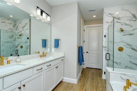 Villa ou maison à louer à Bradenton, Floride: 3 chambres, 190.82 m2 № 2298946 - photo 30