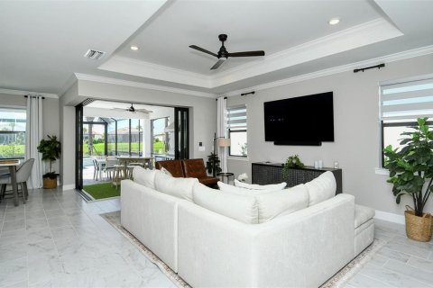 Villa ou maison à louer à Bradenton, Floride: 3 chambres, 190.82 m2 № 2298946 - photo 5