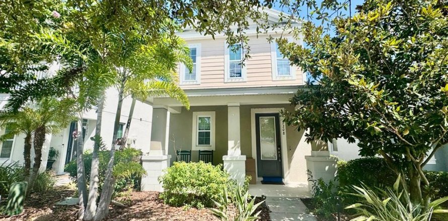 House in Apollo Beach, Florida 3 bedrooms, 180.6 sq.m. № 2237663