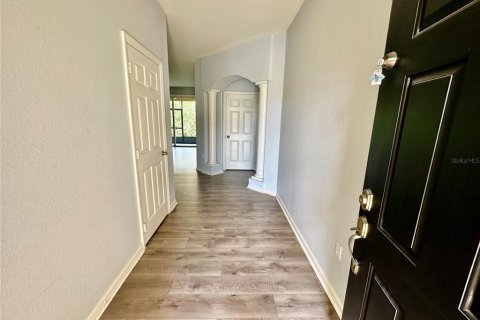 Снять в аренду таунхаус в Киссимми, Флорида 4 комнаты, 162.49м2, № 1885332 - фото 8