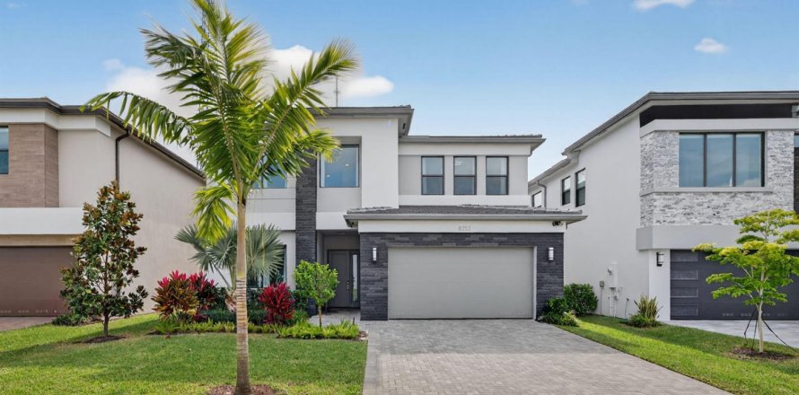 House in Boca Raton, Florida 4 bedrooms, 313.36 sq.m. № 2175983