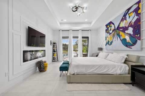 House in Boca Raton, Florida 4 bedrooms, 313.36 sq.m. № 2175983 - photo 25