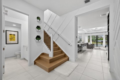 House in Boca Raton, Florida 4 bedrooms, 313.36 sq.m. № 2175983 - photo 6