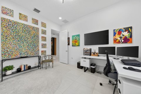 House in Boca Raton, Florida 4 bedrooms, 313.36 sq.m. № 2175983 - photo 8