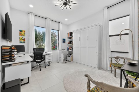 House in Boca Raton, Florida 4 bedrooms, 313.36 sq.m. № 2175983 - photo 7