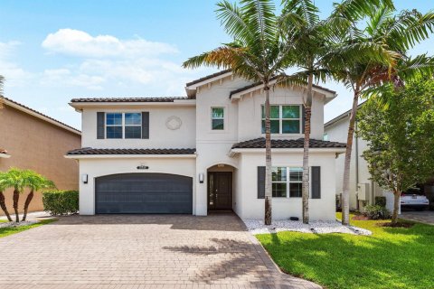 Casa en venta en Delray Beach, Florida, 5 dormitorios, 246.75 m2 № 2244909 - foto 2