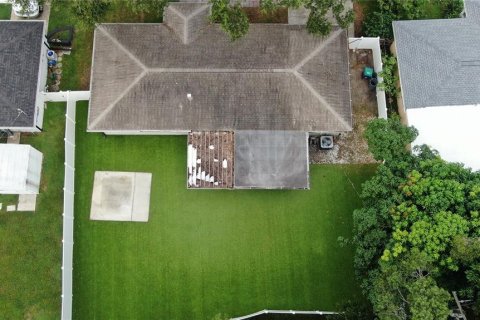 House in Kenneth City, Florida 2 bedrooms, 98.66 sq.m. № 1898748 - photo 29